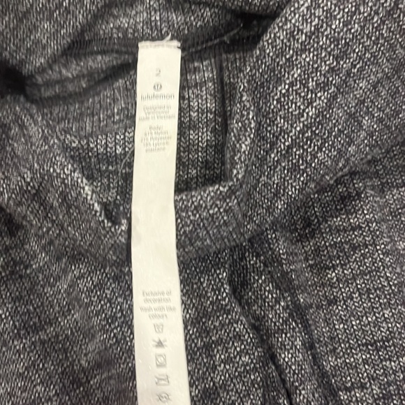 LULULEMON WUNDER UNDER HEATHER GREY KNIT SIZE 2 LEGGINGS - Picture 6 of 7